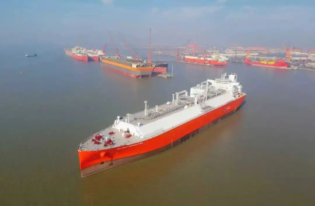 China Delivers First 180,000-cbm LNG Carrier