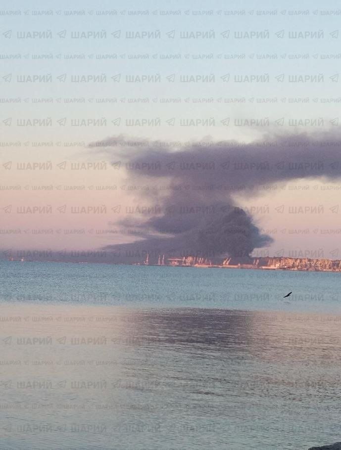 Ukrainian Attack Targets Mariupol Port in Sea of Azov
