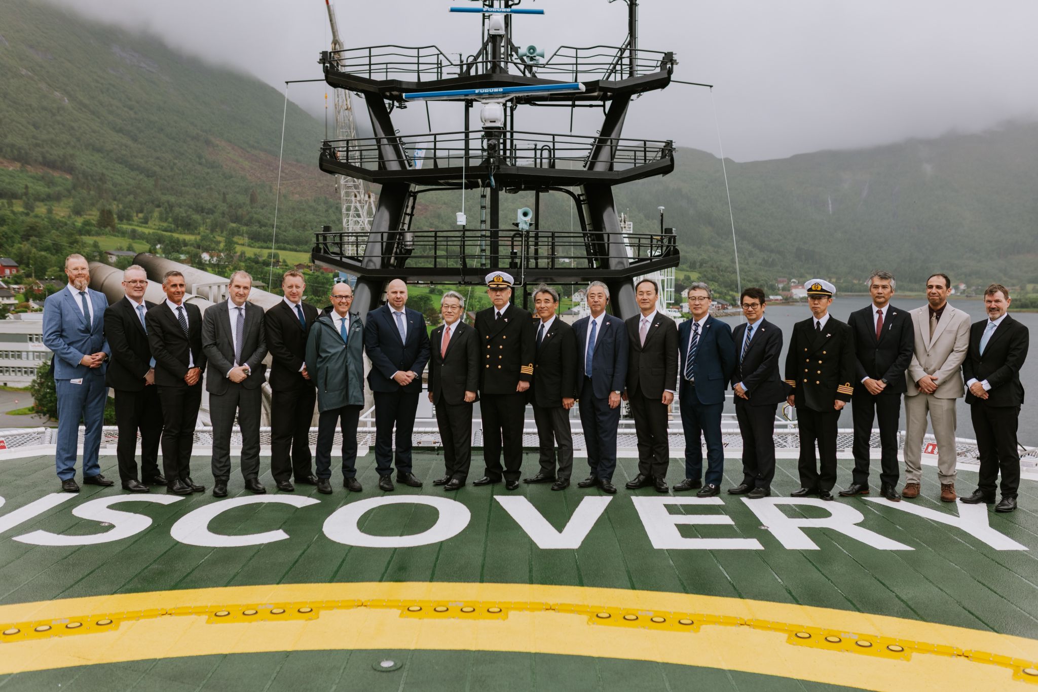 VARD Delivers Hybrid Cable Laying Vessel to Toyo Construction