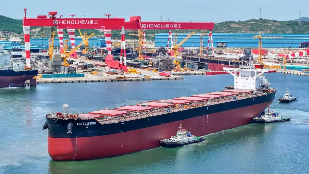 Hengli Heavy Industry Wins Order for Three Aframax Tankers