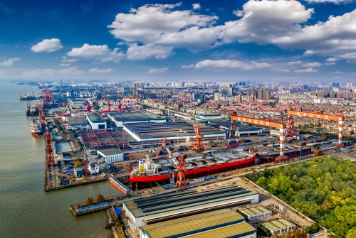 OOCL Launches 24,000 TEU Methanol Dual-Fuel Container Ship