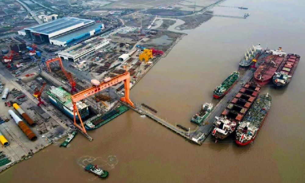 Amoysailing Orders Four Kamsarmax Bulkers at New Shipyard