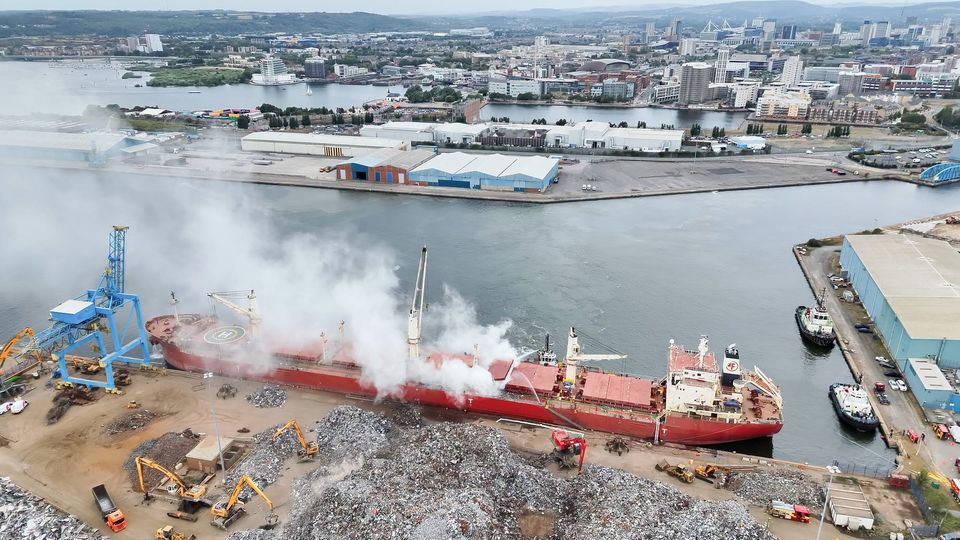 Ship Fire at Cardiff Docks Prompts Smoke Warning