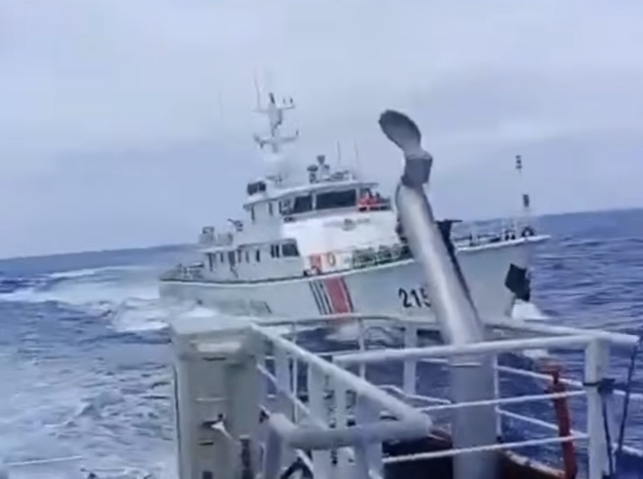 China Coast Guard Rams Philippine Fisheries Vessel