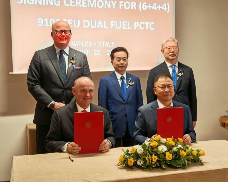 Höegh Autoliners Orders Six More Aurora Class Vessels