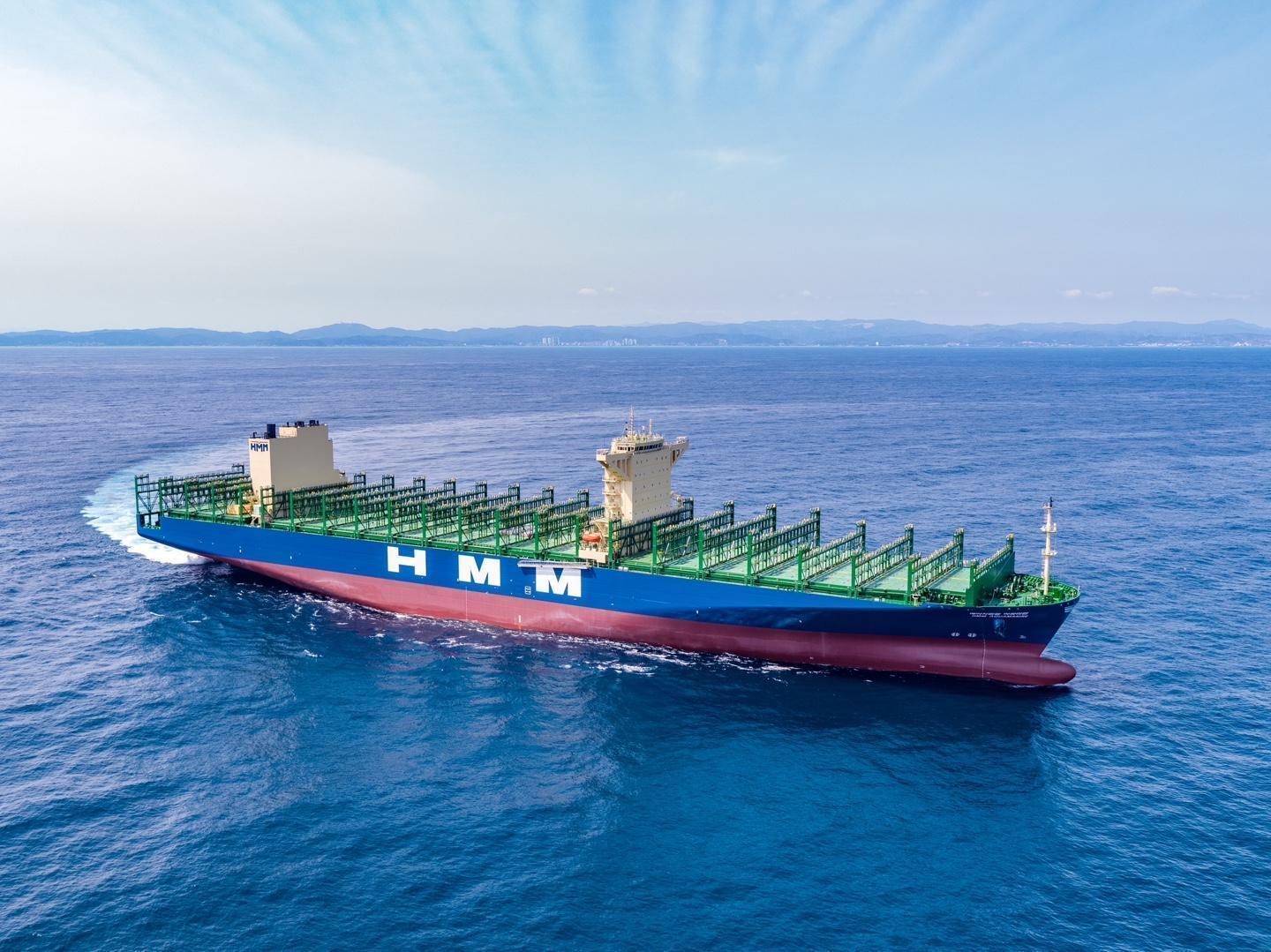 HD KSOE Secures $1.4 Billion Order for Eight LNG Container Ships