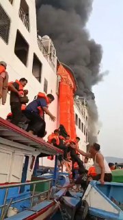 420 Evacuated After Fire Breaks Out on Indonesian Ferry