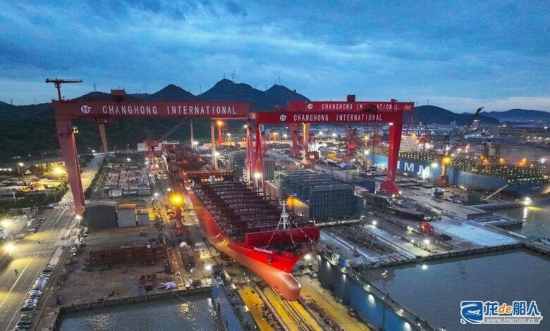 Lavinia Bulkers Orders Four Newcastlemax Bulkers for $312 Million