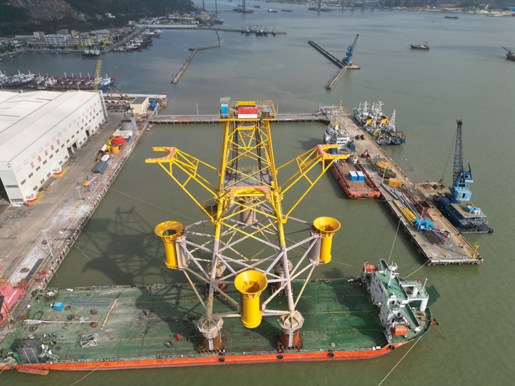 Guangzhou Salvage Bureau - DOCKYARD - SHIPYARD