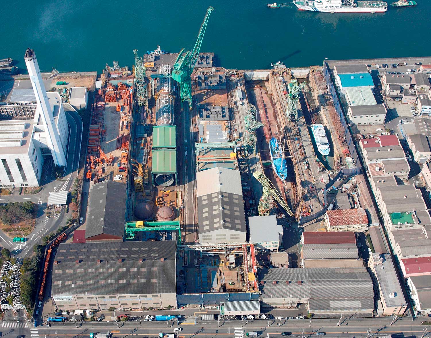 Shin Kurushima Sanoyas Shipbuilding - Osaka Shipyard